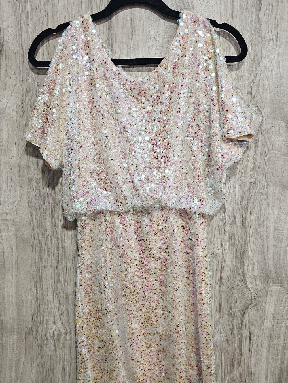 Lulus Iridescent Sequin Cold Shoulder Cocktail Dress Size M